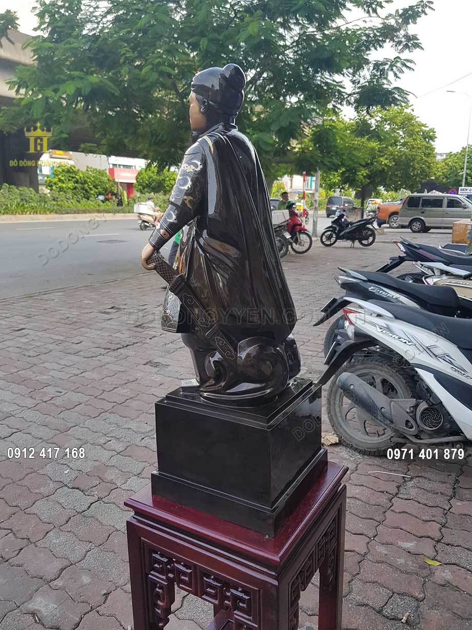 H&igrave;nh ảnh nh&igrave;n nghi&ecirc;ng của vật phẩm